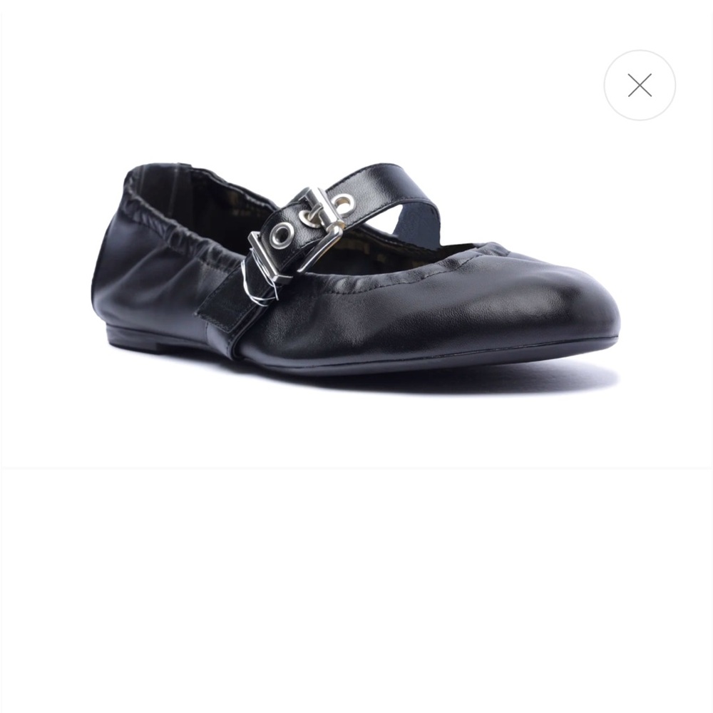 NIB Schutz Calita ballet flat, sz. 8.5